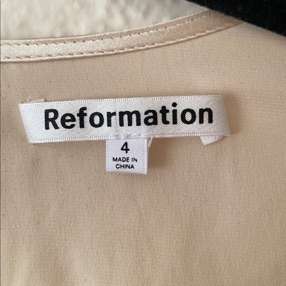 Reformation 100% Silk Jason Long-Sleeve Top Size 2 Cream Elegant Tie Detail Chic - Picture 5 of 13